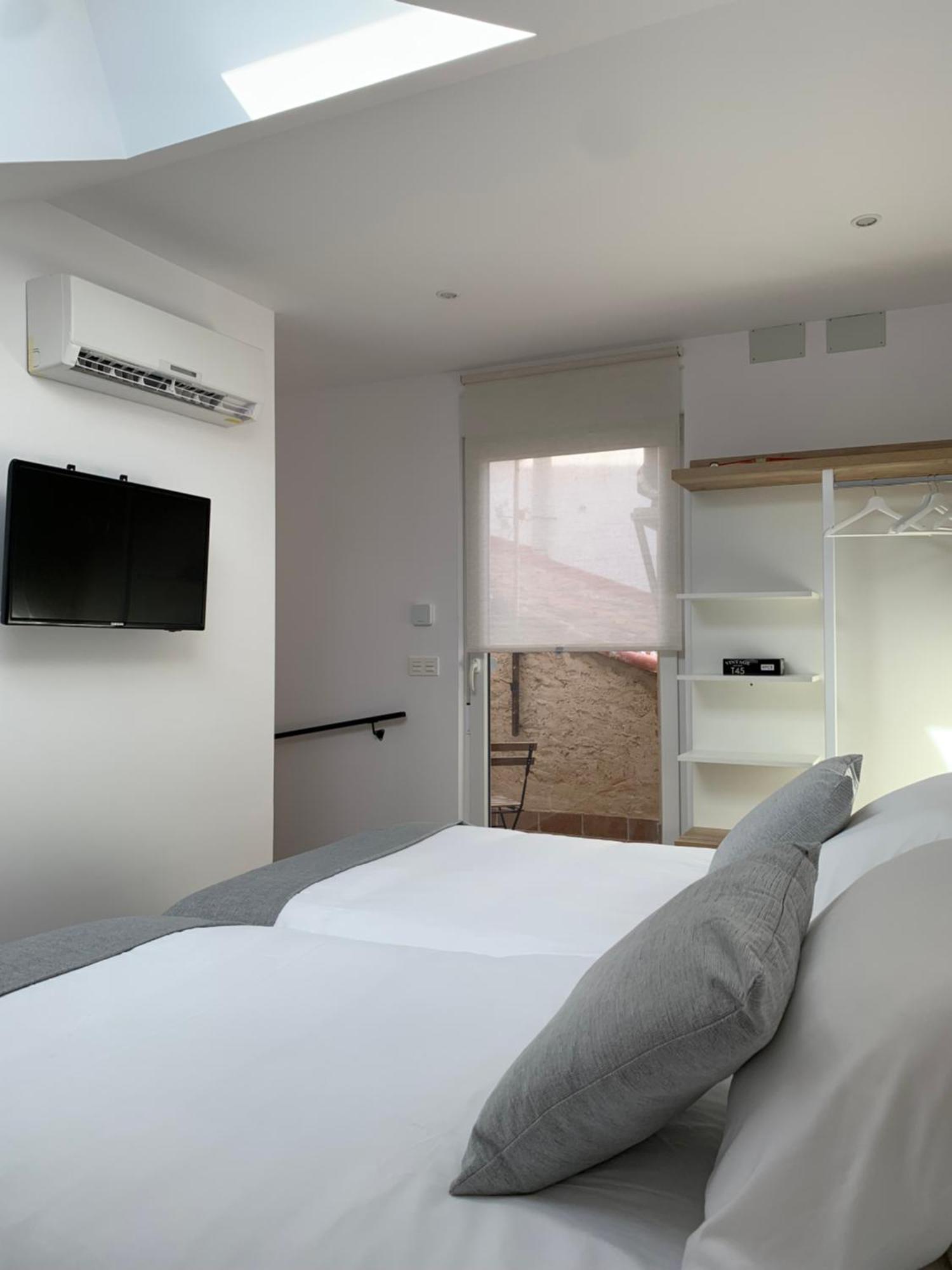 Apartamentos Lux Carrion Carrion De Los Condes Exterior photo