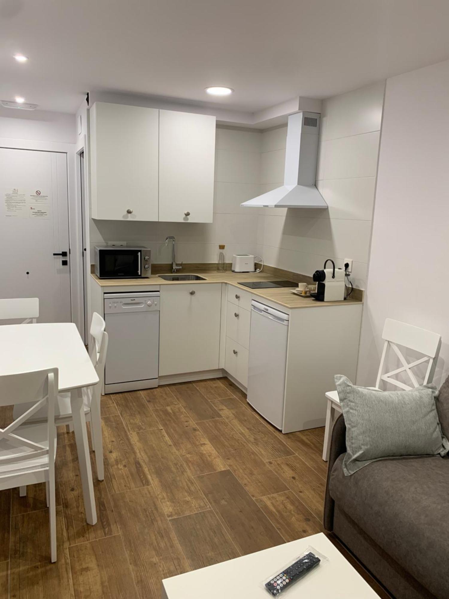 Apartamentos Lux Carrion Carrion De Los Condes Exterior photo